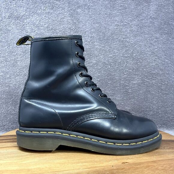 Dr. Martens Women's Size 7 Grunge Lace-Up Boots Combat Black 1460W 8 Eyelet - Picture 1 of 10